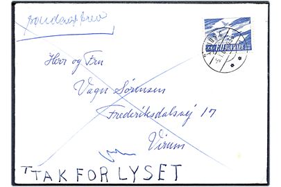 60 øre SAS Jubilæum på fluorescerenede papir single på søndagsbrev fra Århus C d. 5.1.1963 (lørdag) til Virum. Korrekt porto: Landsporto 30 øre (1.7.1952-14.4.1963) + søndagstillæg (1.7.1952-14.4.1963) = 60 øre. Sjælden forsendelse.