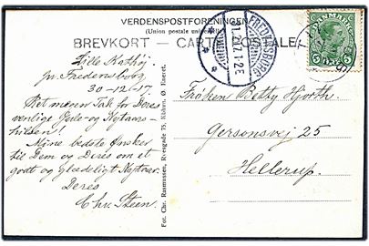 5 øre Chr. X på brevkort (Hilsen fra Tikøb) annulleret med stjernestempel TIKJØB og sidestemplet Frederiksborg d. 31.12.1917 til Hellerup.