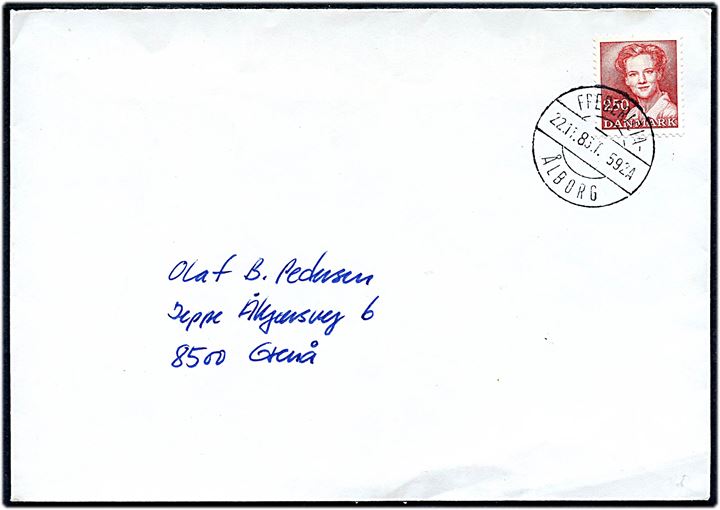 2,50 kr. Margrethe på brev annulleret med bureaustempel Fredericia - Ålborg T.592A d. 22.11.1983 til Grenå.