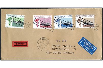 Komplet sæt Fiskefartøjer på aflang kuvert sendt som luftpost ekspres fra Kvivik annulleret med rammestempel Fra Færøerne og sidestemplet København Omk d. 28.4.1977 til Virum.