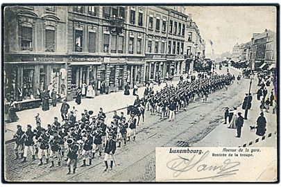 Luxembourg, militærparade på Avenue de la gare.