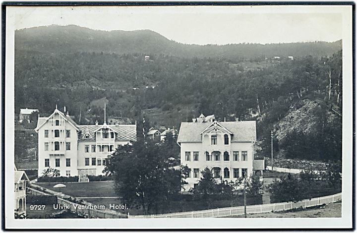 Ulvik, Vestrheim Hotel. C. Normann no. 9727.