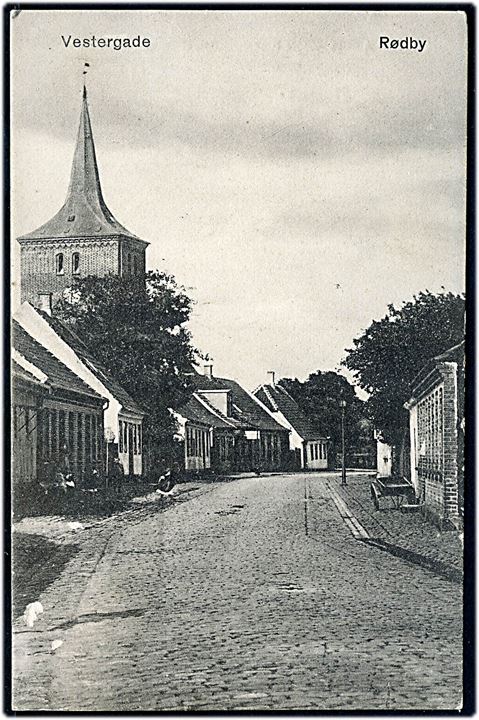 Rødby, Vestergade med kirke. A. Madsen u/no.