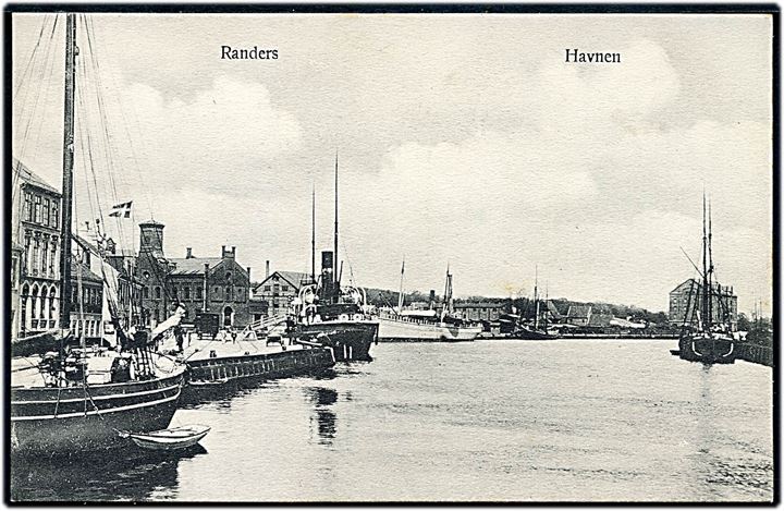 Randers, havnen med dampskibe. Papirhuset u/no.