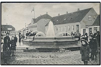 Rønne, Store Torv med springvand. Frits Sørensen no. 20.