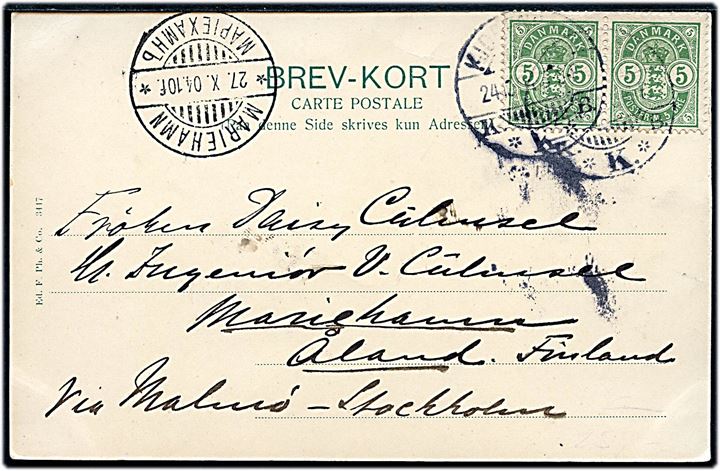 5 øre Våben i parstykke på brevkort fra Kjøbenhavn d. 24.10.1904 til Mariehamn på Ålandsøerne. Påskrevet via Malmö-Stockholm og ank.stemplet med 2-sproget stempel i Mariehamn d. 27.10.1904.