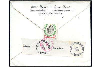 20 øre Karavel på brev fra København d. 2.12.1942 til Vittsjö, Sverige. På bagsiden Julemærke 1942 bundet til kuvert af dansk censurbanderole.