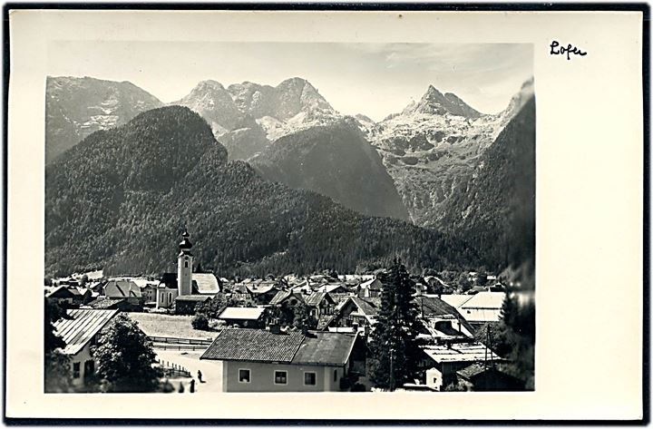 30+15 g. Genopbygning af Salzburg Domkirke og 1,45 S. Egnsdragt på brevkort fra Lofer d. 31.3.1953 til Ribe, Danmark.