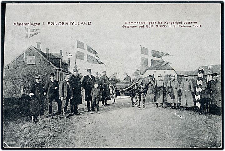 Genforening. Stemmeberettigede fra Kongeriget passerer Grænsen ved Gjelsbro d. 9.2.1920. W. Schützsack no. 43510. Skåret.