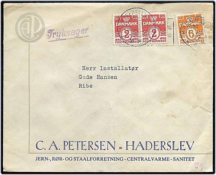 6 øre Bølgelinie single på underfrankeret Ren Tryksag fra Haderslev d. 31.1.1951 til Ribe. Postalt opfrankeret med 2 øre Bølgelinie i parstykke stemplet Haderslev d. 1.2.1951.