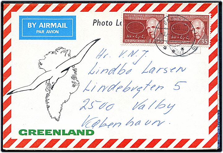 35 øre Niels Bohr i parstykke på Photo Letter stemplet Godthåb d. 2.8.1972 til København, Danmark. Gummistempel Postage Paid / Porto Betalt under frimærkerne.