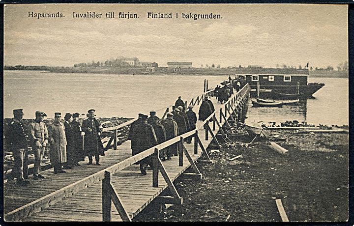 Haparanda. invalide krigsfanger modtages fra Finland ved færgen over Torneå elven. U/no.
