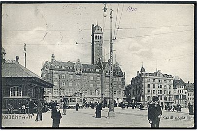 København. Raadhuspladsen med sporvogn. A. Vincent no. 160.