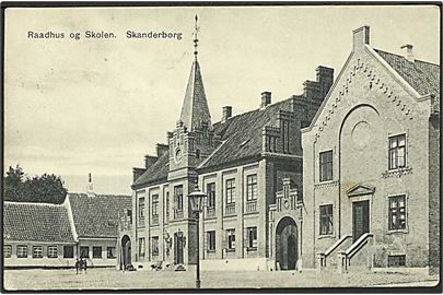 Raadhuset og skolen i Skanderborg. Flensborg u/no.
