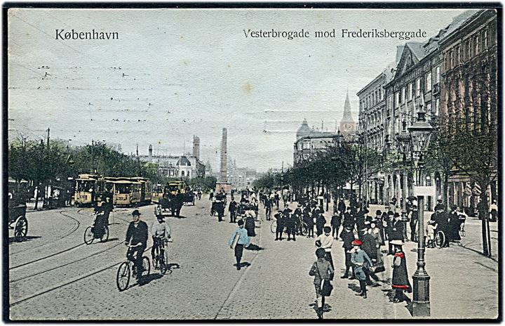 Vesterbrogade mod Frederiksberggade med sporvogne. B. M. & Co. no. 526. Kvalitet 7