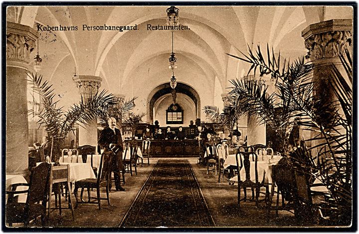 Københavns Personbanegaard, Restauranten. A. Vincent no. 180.  Kvalitet 8