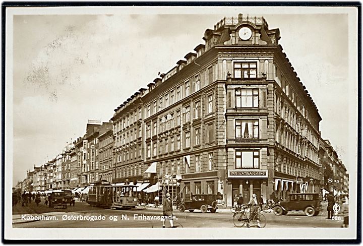 Østerbrogade hj. N. Frihavnsgade med Privatbanken og sporvogn linie 4 no. 1169. J. Chr. Olsen no. 686. Kvalitet 8
