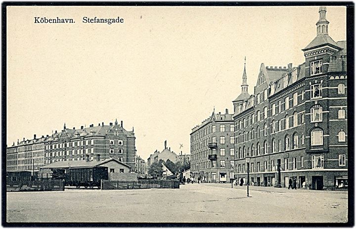 Nørrebro Station set fra Stefansgade med godsvogne. Nathansohns Kortlager no. 83. Kvalitet 9