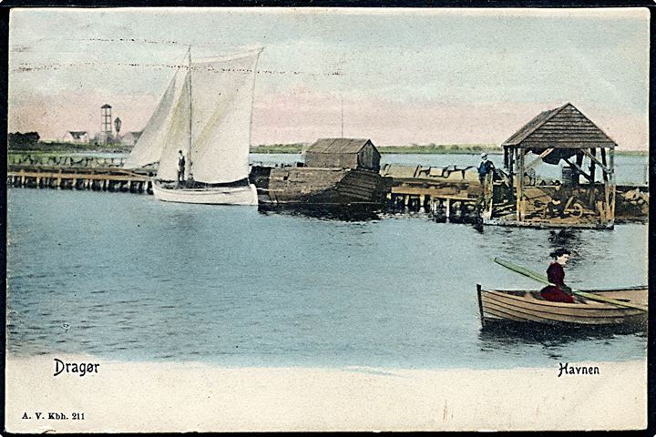 Dragør, havneparti med lille sejlbåd. A. Vincent no. 211. Kvalitet 7