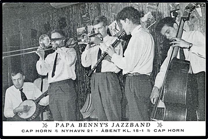 Nyhavn 21 “Cap Horn” med reklame for Papa Benny’s Jazzband. Reklamekort u/no. Kvalitet 8