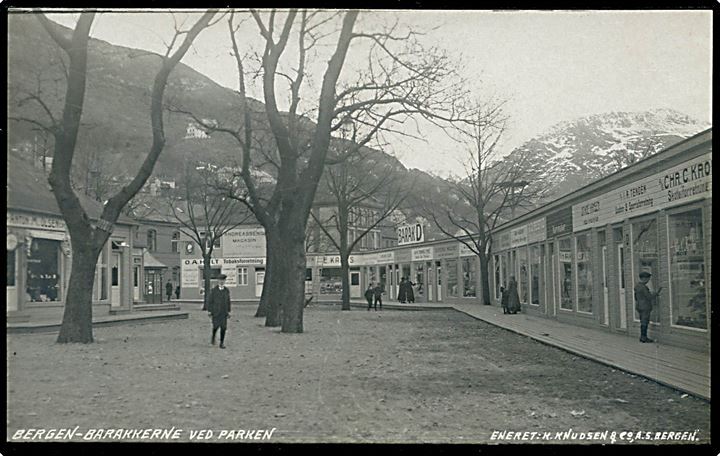 Bergen, Barakkerne ved Parken efter branden 1916. K. Knudsen u/no. Kvalitet 8