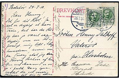 5 øre Fr. VIII på brevkort (Skjelskør, Den gamle Latinskole) fra Skjelskør d. 24.7.1910 til Hørsholm - opfrankeret med 5 øre Fr. VIII til udlandstakst og eftersendt fra Hørsholm d. 26.7.1910 til Haderslev i Nordslesvig.