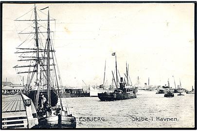 Esbjerg, havneparti med dampskibe. Stenders no. 468.