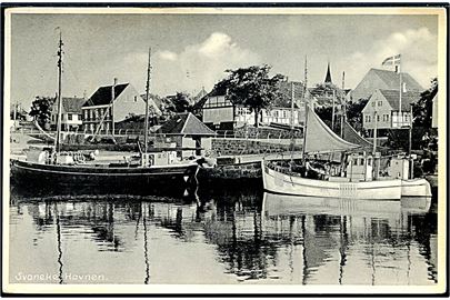 Svaneke, havneparti med sejlskib og fiskefartøjer. Stenders no. 629.