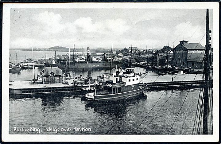 Rudkøbing, havnen med færgen Vemmenæs og dampskibet Thyra. Stenders no. 55.