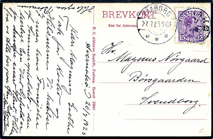 Avernakø set fra Revet. F. C. Alstrøm no. 23564. Frankeret med 15 øre Chr. X annulleret med stjernestempel AVERNAKØ og sidestemplet Faaborg d. 27.7.1923 til Svendborg.