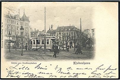 Købh., Raadhuspladsen med sporvogn. Warburg no. 25. Frankeret med 5 øre Våben og annulleret med svensk stempel i Malmö d. 20.5.1906 til Malmö, Sverige.