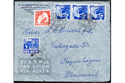 75 c. blandingsfrankeret luftpostbrev fra F. L. Schmidt & Co. i Padang d. 22.12.1938 til København, Danmark.