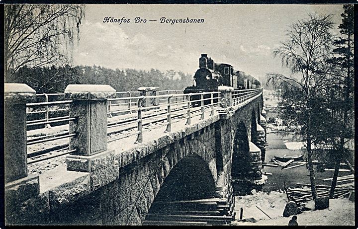 Hønefors bro med damptog i sne. N. K. no. 1644.