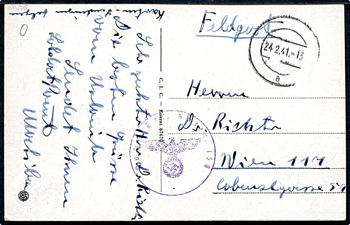 Ufrankeret tysk feltpostkort (DFDS Englanddamper i Esbjerg) med stumt stempel d. 24.2.1941 til Wien. Svagt briefstempel - muligvis Nachs. Ers. Abt. 158. Usædvanlig brug af dansk postkort.
