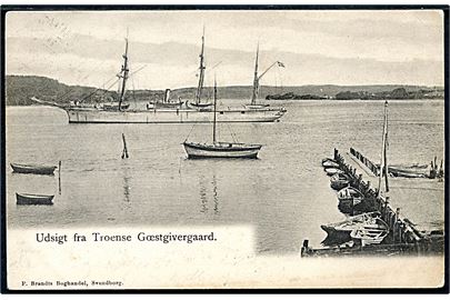 Troense, udsigt fra Gæstgiveri med krydseren Ingolf. P. Brandt u/no.