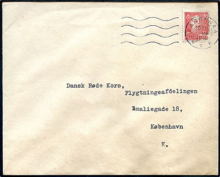 20 øre Chr. X (defekt) på brev fra Aabenraa d. 1.5.1946 til Dansk Røde Kors Flygtningeafdeling i København. På bagsiden afs.-stempel (Kors) / Dansk Røde Kors / Allieret Flygtningelejr / Frimurerlogen Aabenraa / Telf. 3539.