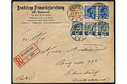 7 øre, 20 øre (par) Chr. X og 8/12 øre Provisorium (3-stribe) på anbefalet brev fra Brædstrup Frimærkeforretning d. 3.3.1921 til Flensburg, Tyskland. Åbnet af tysk toldkontrol.
