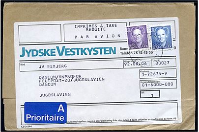 4,75 kr. og 5 kr. Margrethe på korsbånd for dagbladet Vestkysten i Esbjerg sendt som luftpost og annulleret Sydjyllands Postcenter d. 8.6.1992 til DANCON/UNPROFOR Feltpost 20 Jugoslavien. 