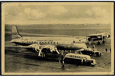 Douglas DC-4 Skymaster OY-DFI Dan Viking fra DDL i Kastrup Lufthavn. Frankeret med 15 øre Chr. X stemplet brotype IId København Lufthavn d. 7.8.1947.