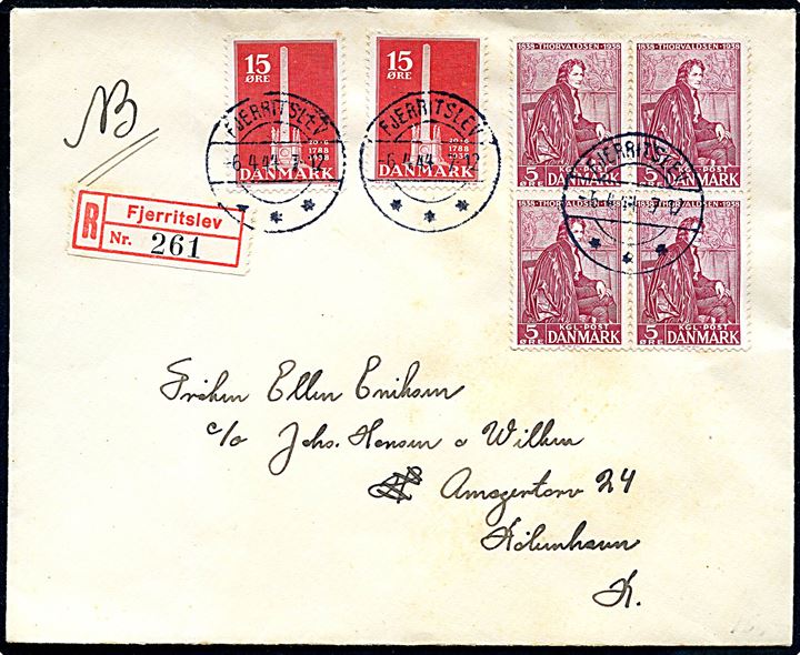 5 øre Thorvaldsen i fireblok og 15 øre Stavnsbåndet (2) på anbefalet brev fra Fjerritslev d. 6.4.1944 til København.