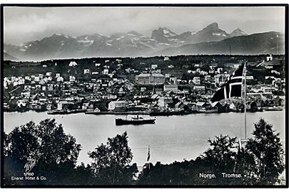 Tromsø. Udsigt over. Fotokort Mittet & Co. no. 1/100. 
