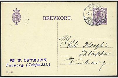 15 øre Chr. X helsagsbrevkort (fabr. 60-H) fra Faaborg annulleret med bureaustempel Nyborg - Faaborg T.41 d. 2.4.1921 til Viborg.