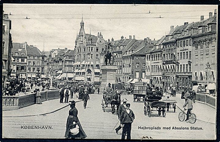 Højbro Plads med Absalon statue og hestevogne. B.M. & Co. no. 289. Kvalitet 8
