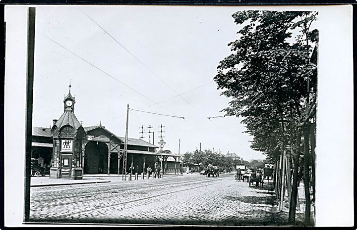 Klampenborgbanens station i Gyldenløvesgade. Fotokort u/no. Kvalitet 8