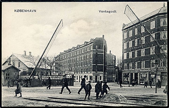 Esromgade 2 hj. Nørrebrogade med “Ventegodt” og jernbane overskæring. P. Alstrup no. 9261. Kvalitet 8