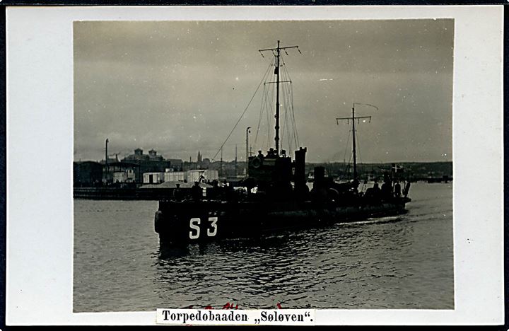 Marine. “Søløven”, Torpedobaad S3. Fotokort u/no. Påklæbet seddel. Kvalitet 7