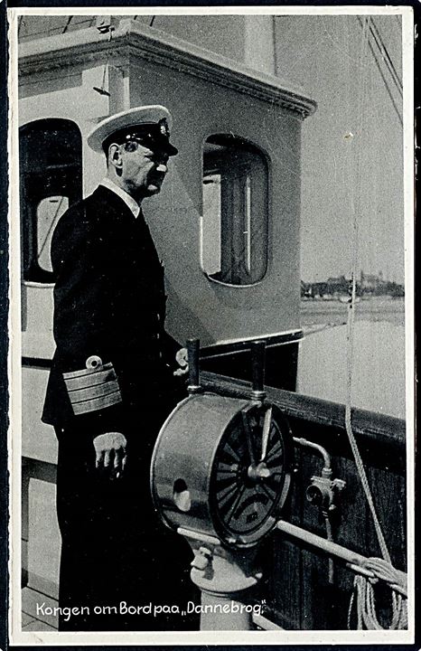 Kong Fr. IX ombord på kongeskibet Dannebrog. Stenders u/no.