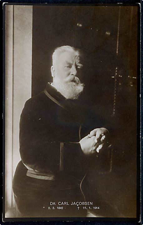 Dr. Carl Jacobsen (1842-1914). Mindekort for brygger I. C. Jacobsen, som i 1879 blev æresdoktor ved Københavns Universitet. A. Vincent no. 1295.