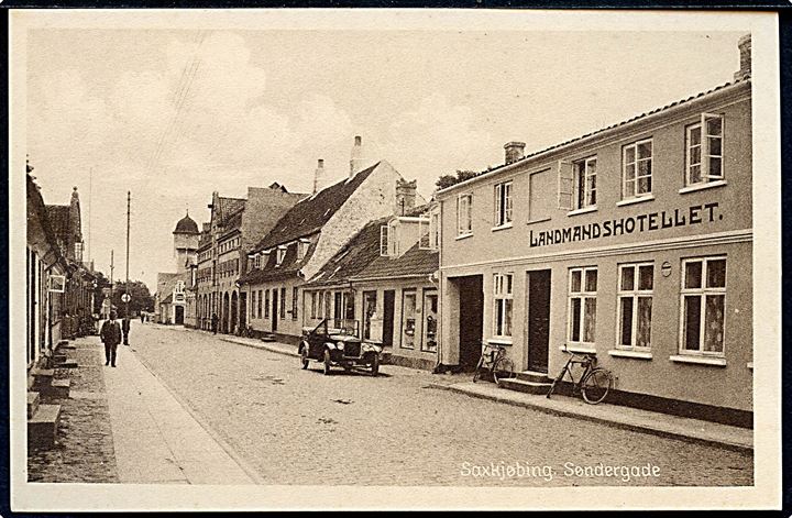 Sakskøbing, Søndergade med Landmandshotellet og automobil. Stenders no. 61535.
