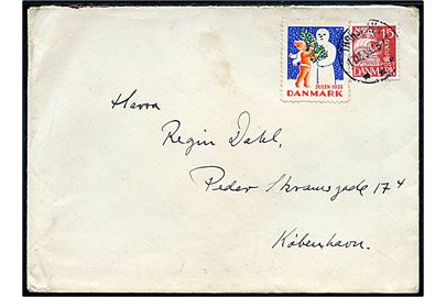 15 øre Karavel og Julemærke 1938 på brev fra Thorshavn d. 17.12.1938 til København.